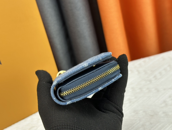 LVコピーウォレット側面デザイン